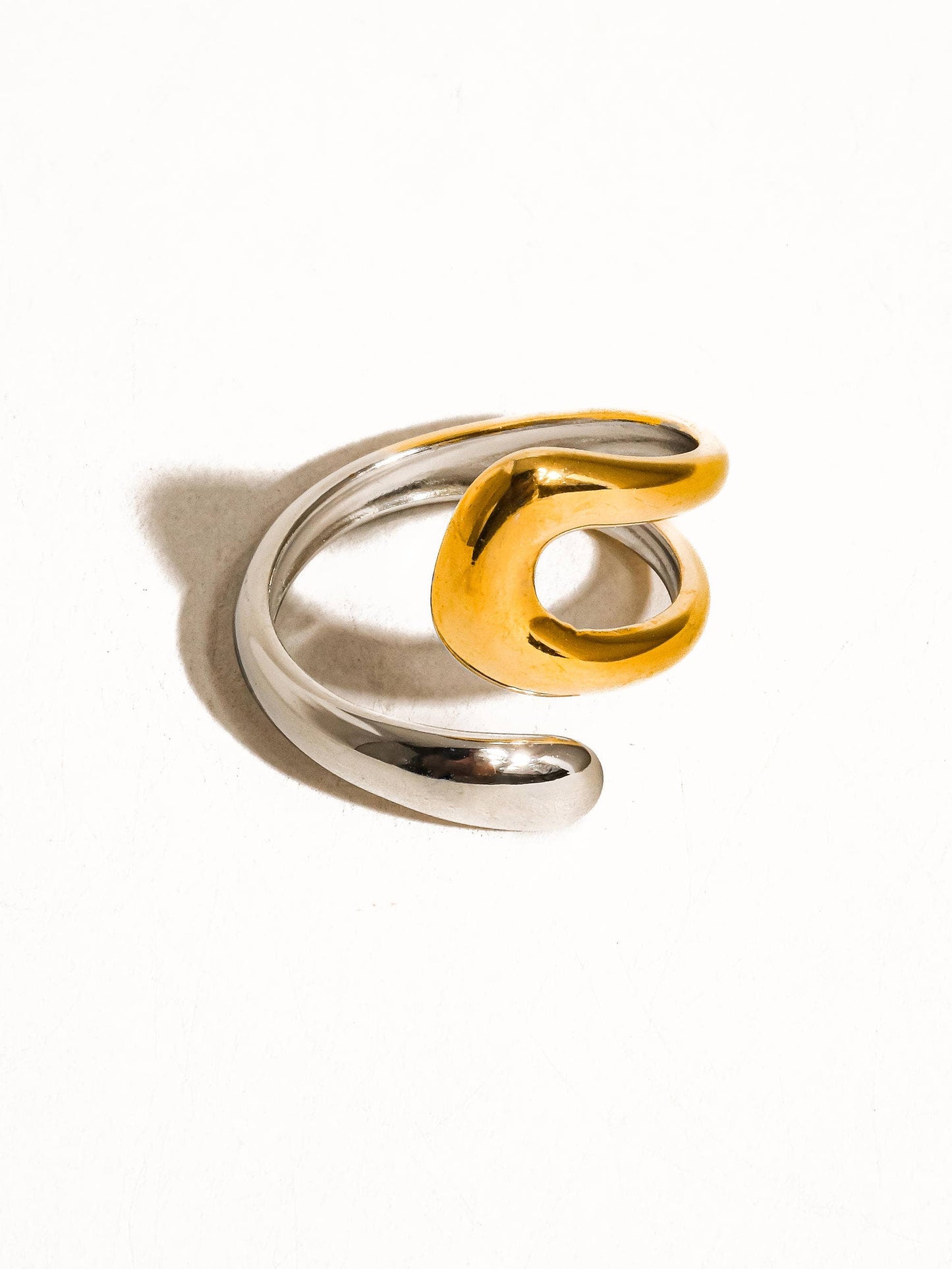 Villa Two Toned Ring