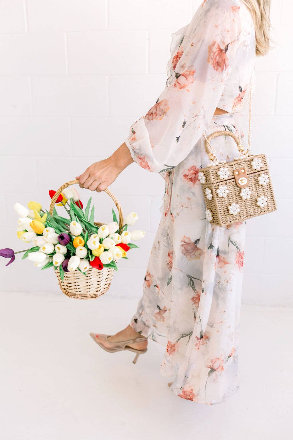 Wicker Bucket Daisy Flower Purse: Cream + Pearl Daisy / Large