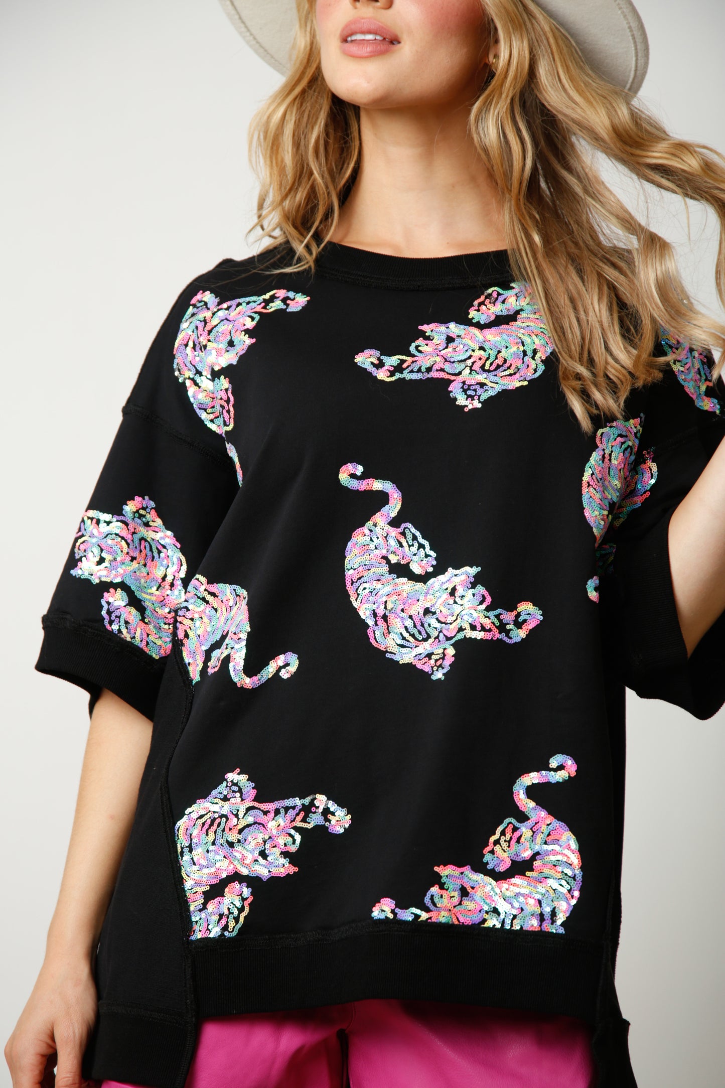 Sequin Tiger Short Sleeve Sweatshirt