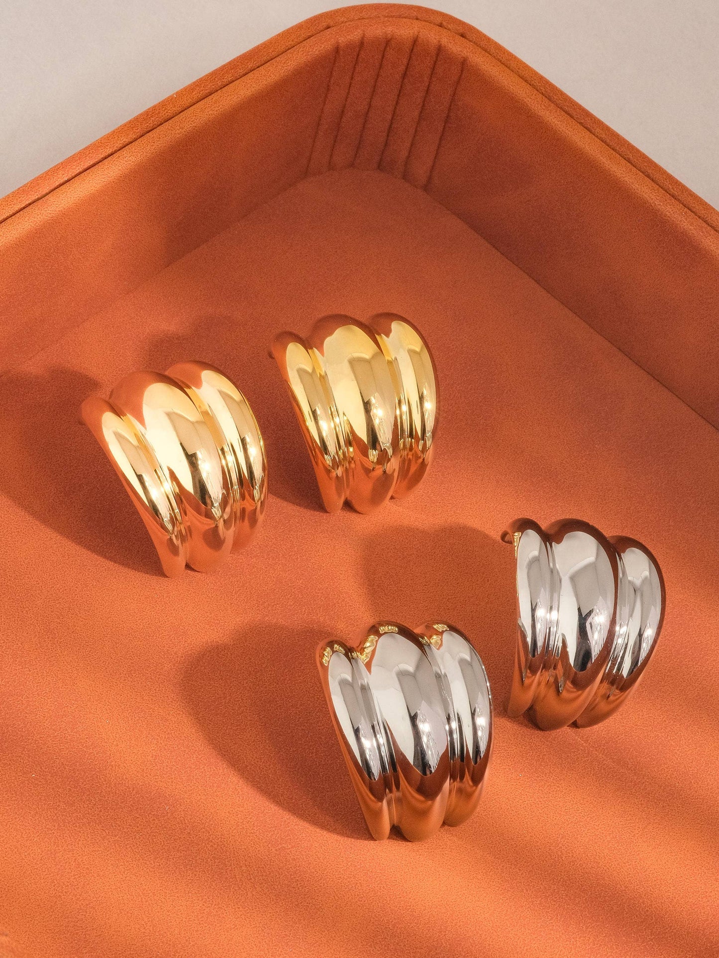 Colton 18K Gold Non-Tarnish Layered Spiral Earring: Yellow Gold