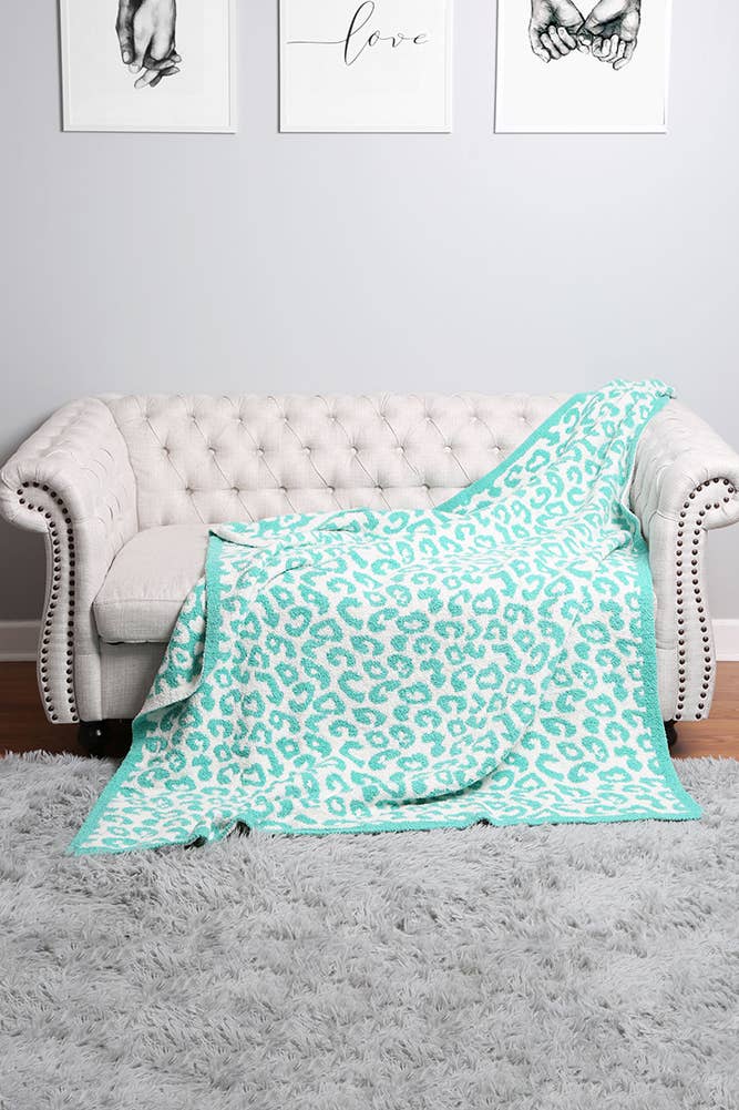 Luxury Soft Leopard Print Throw Blanket: Mint