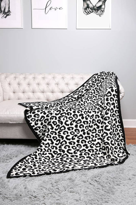 Luxury Soft Leopard Print Throw Blanket: Black/White