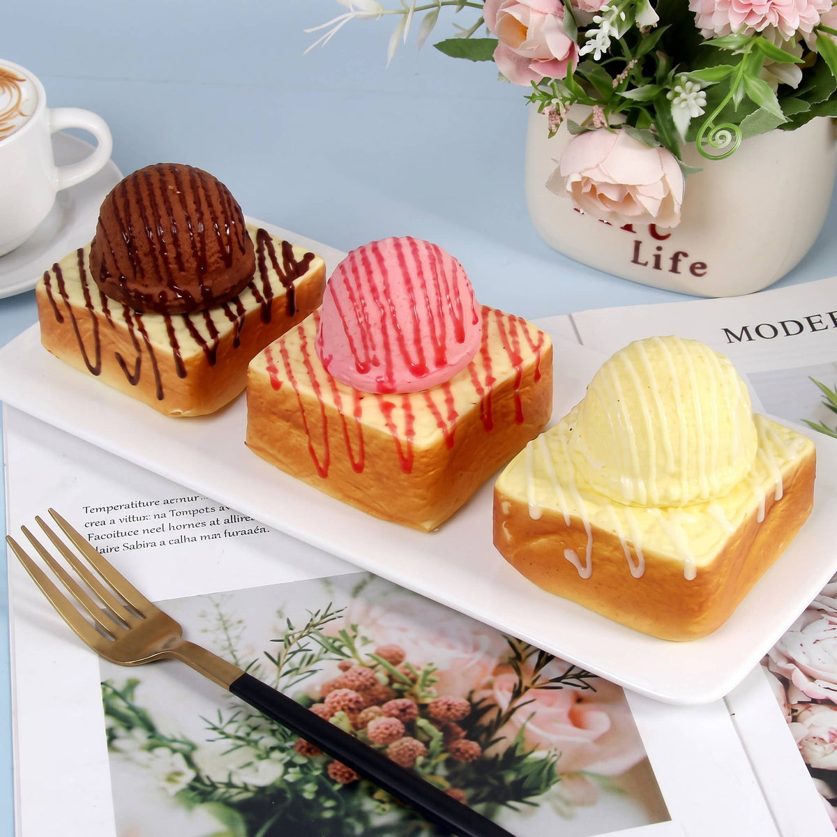 Sweet Scented Slow-Rise Ice Cream Toast Squishy