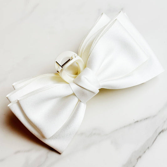 Bow Beauty Hair Claw: White