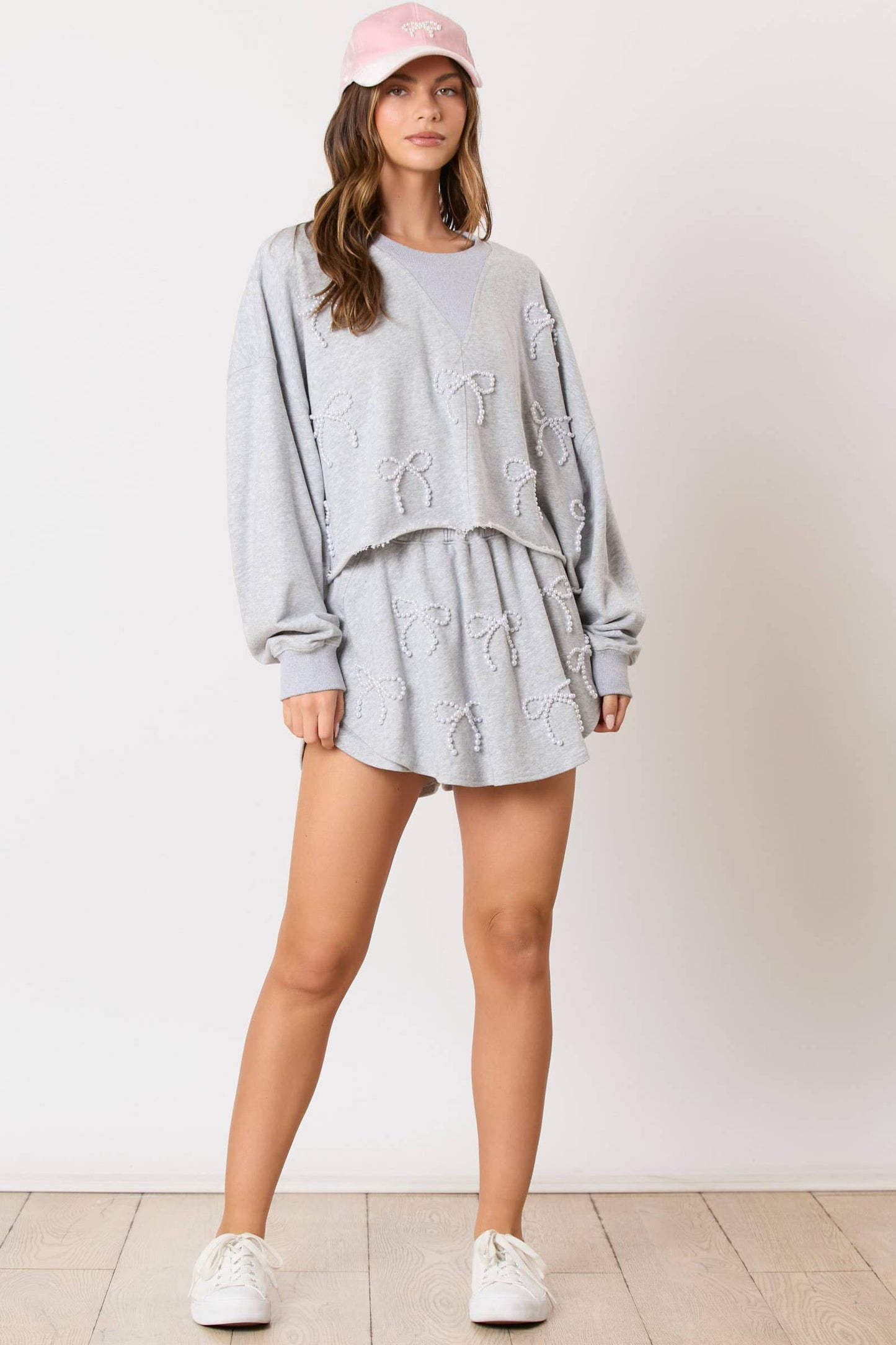 Pearl Bow Sweatshirt