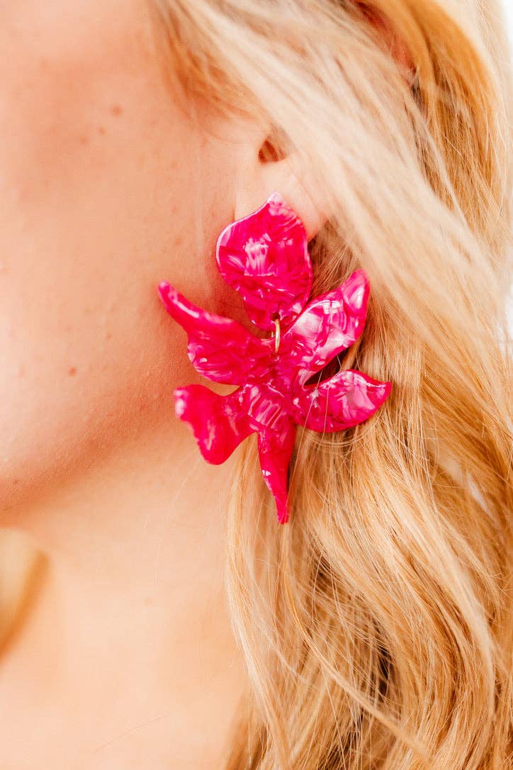 Flora - Pearlized Pink Earrings