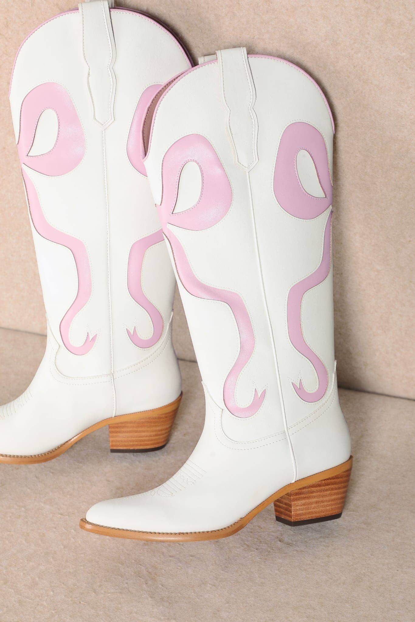 Jessica Boots