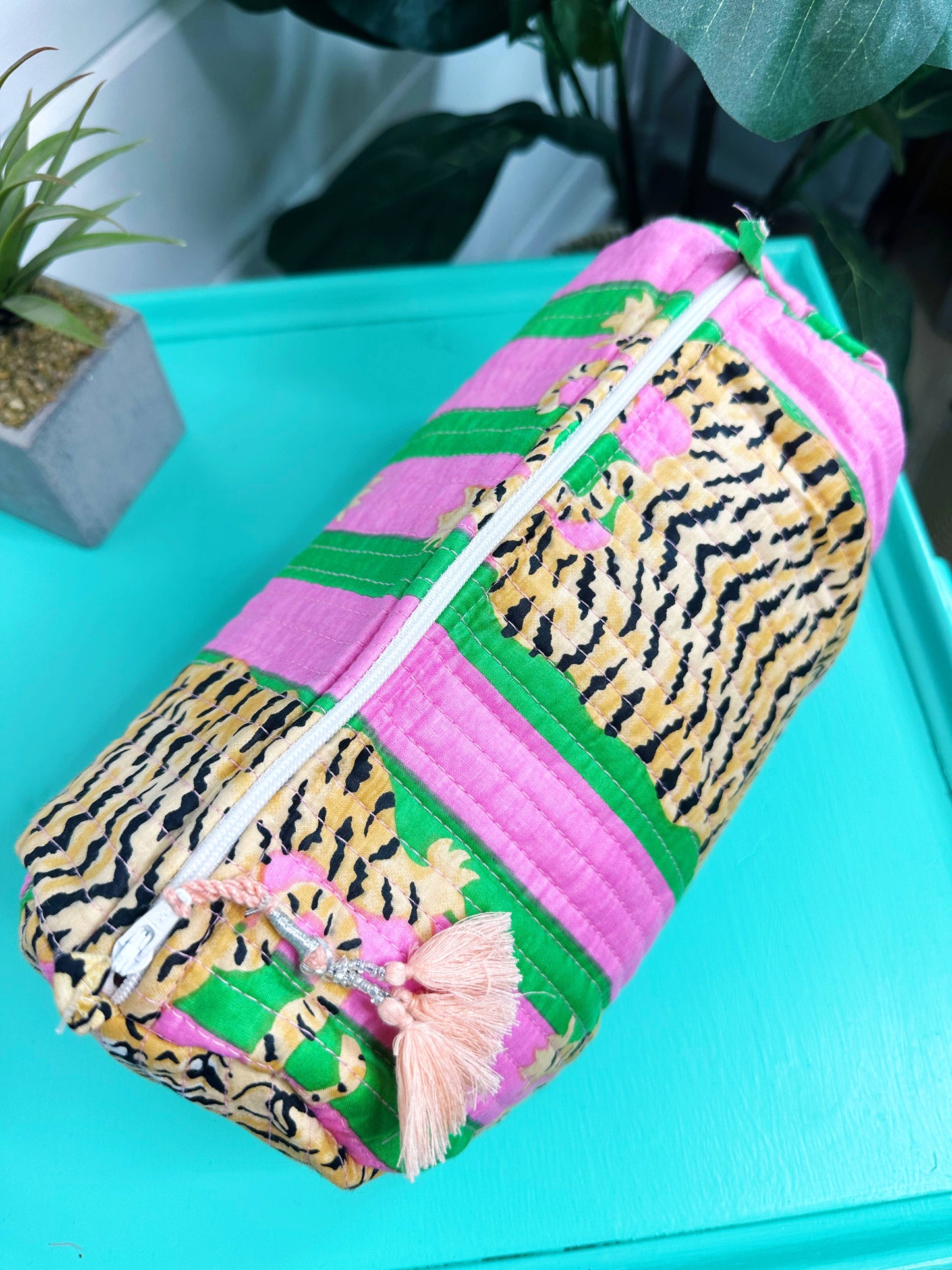 Quilted Makeup Bags- Green/Pink Tiger