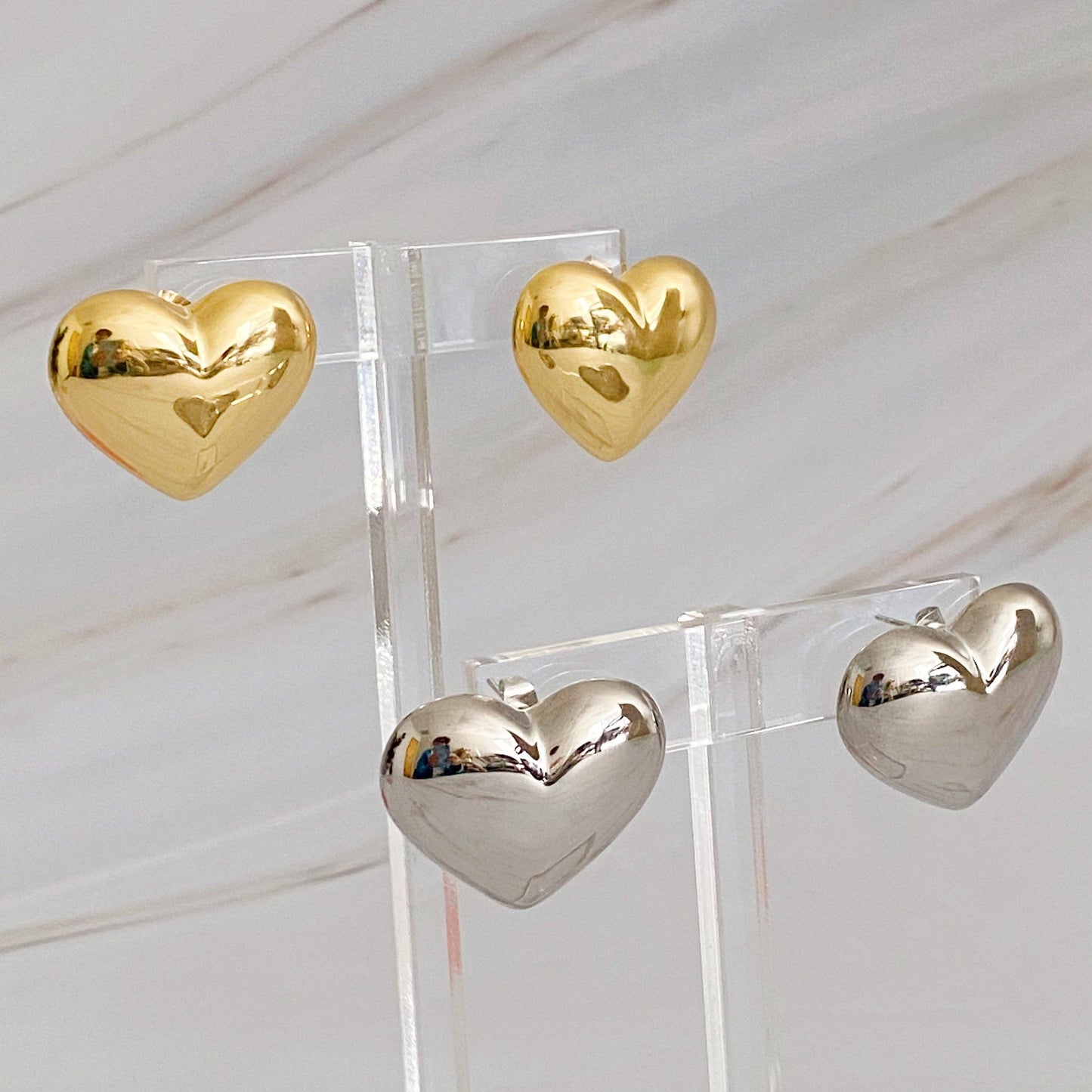 Polish My Heart Stud Earrings: Gold