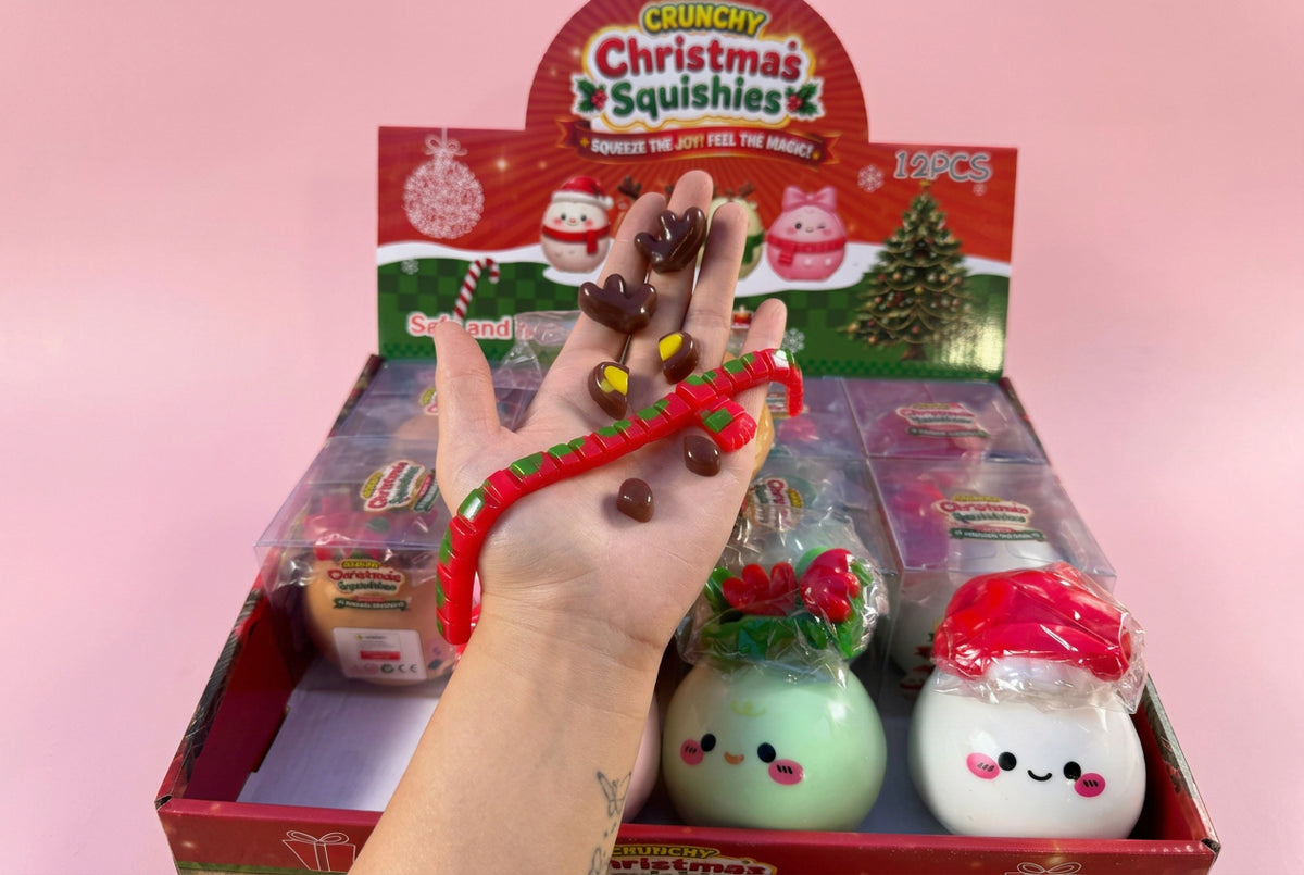 Crunchy Christmas Cartoon Ball w/Accessories
