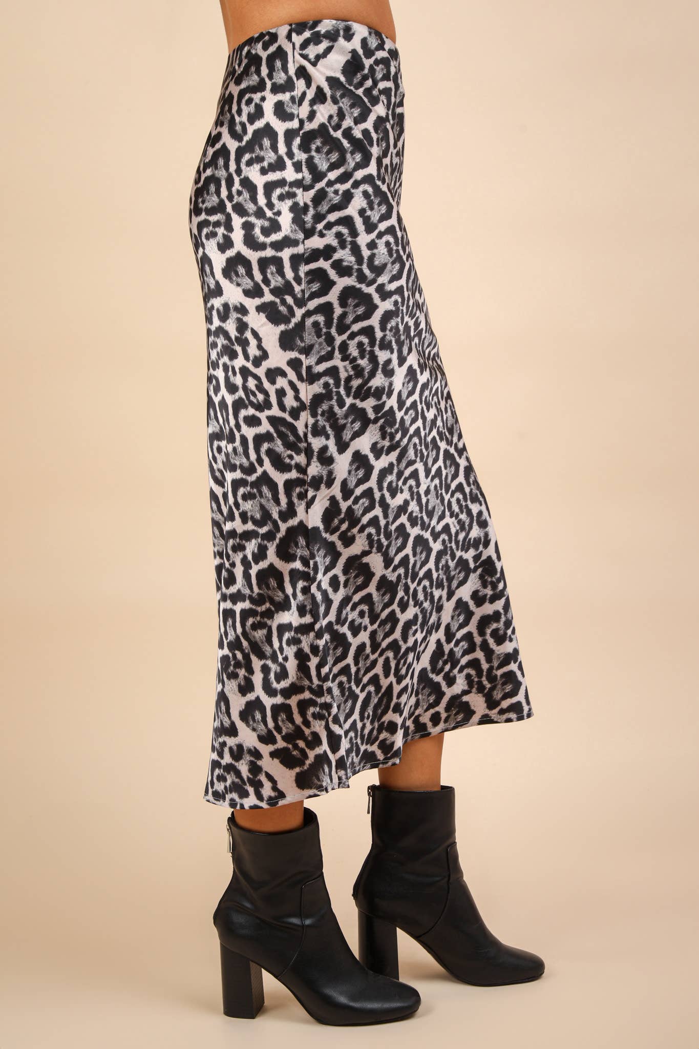 Lara Leopard Midi Skirt