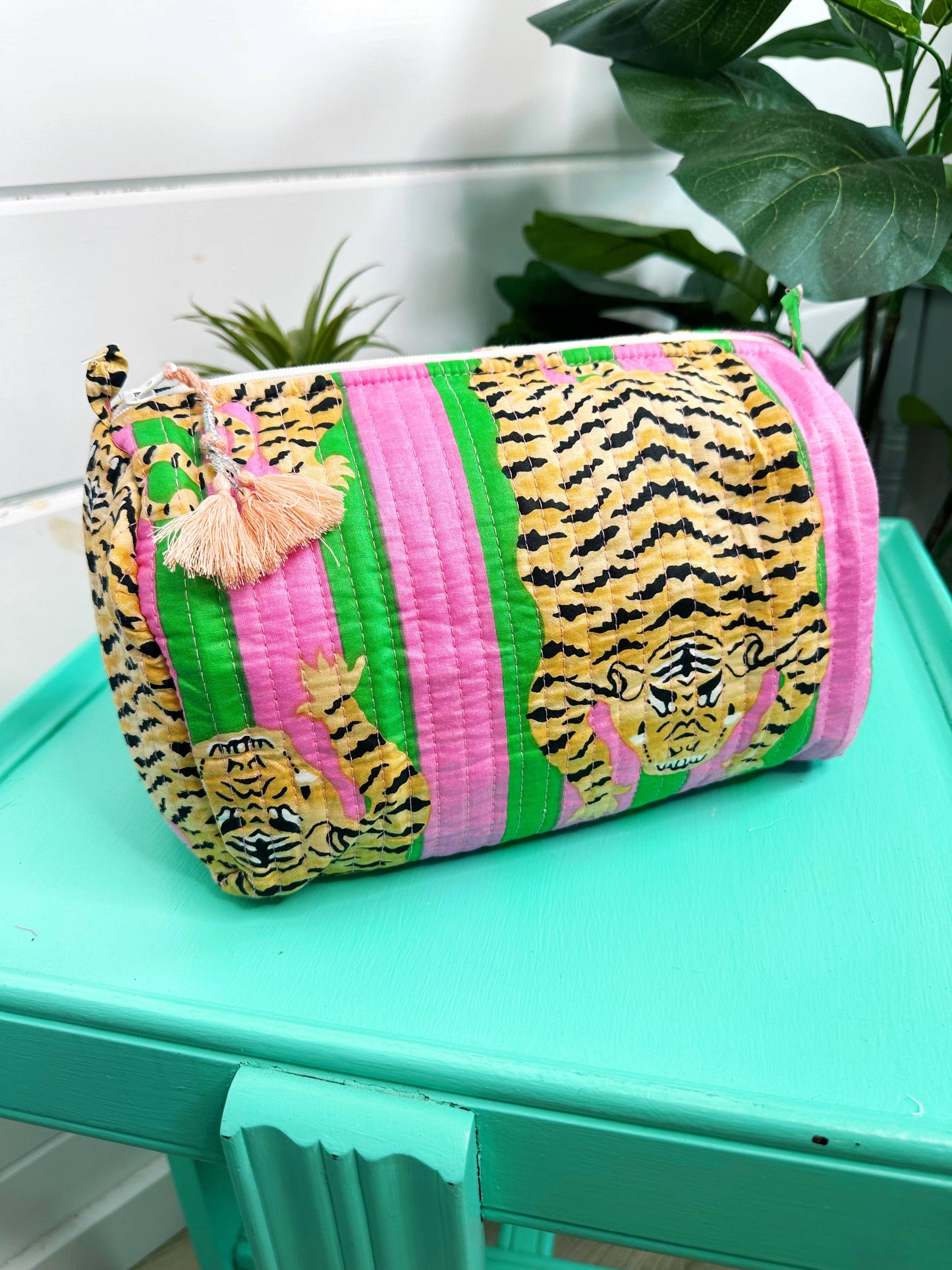 Quilted Makeup Bags- Green/Pink Tiger