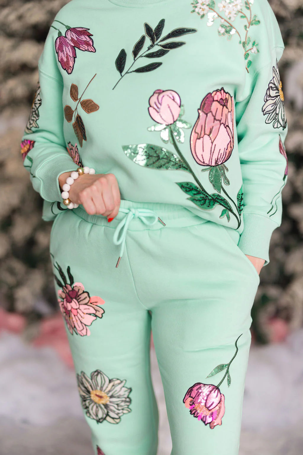 BC- Snowdrop Botanical Sweatpants in Mint