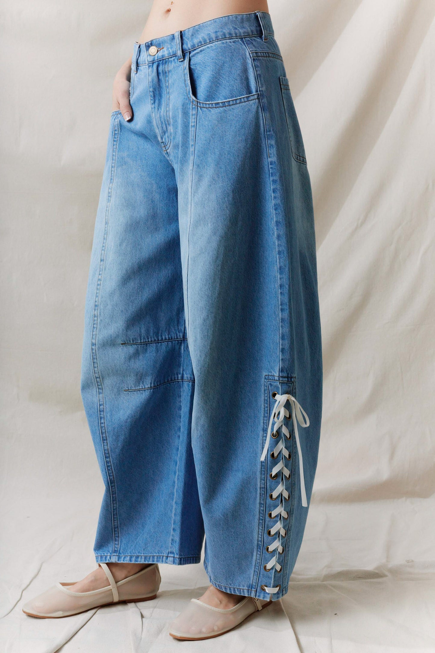 Lacey Barrel Jeans