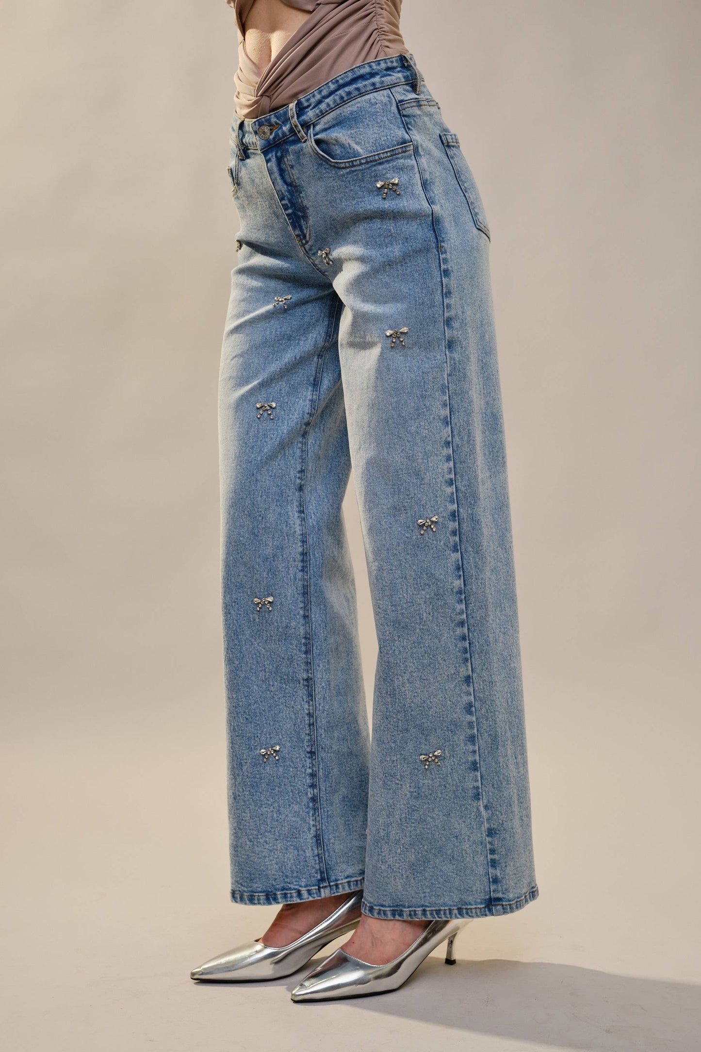 Bow Embellished Jeans