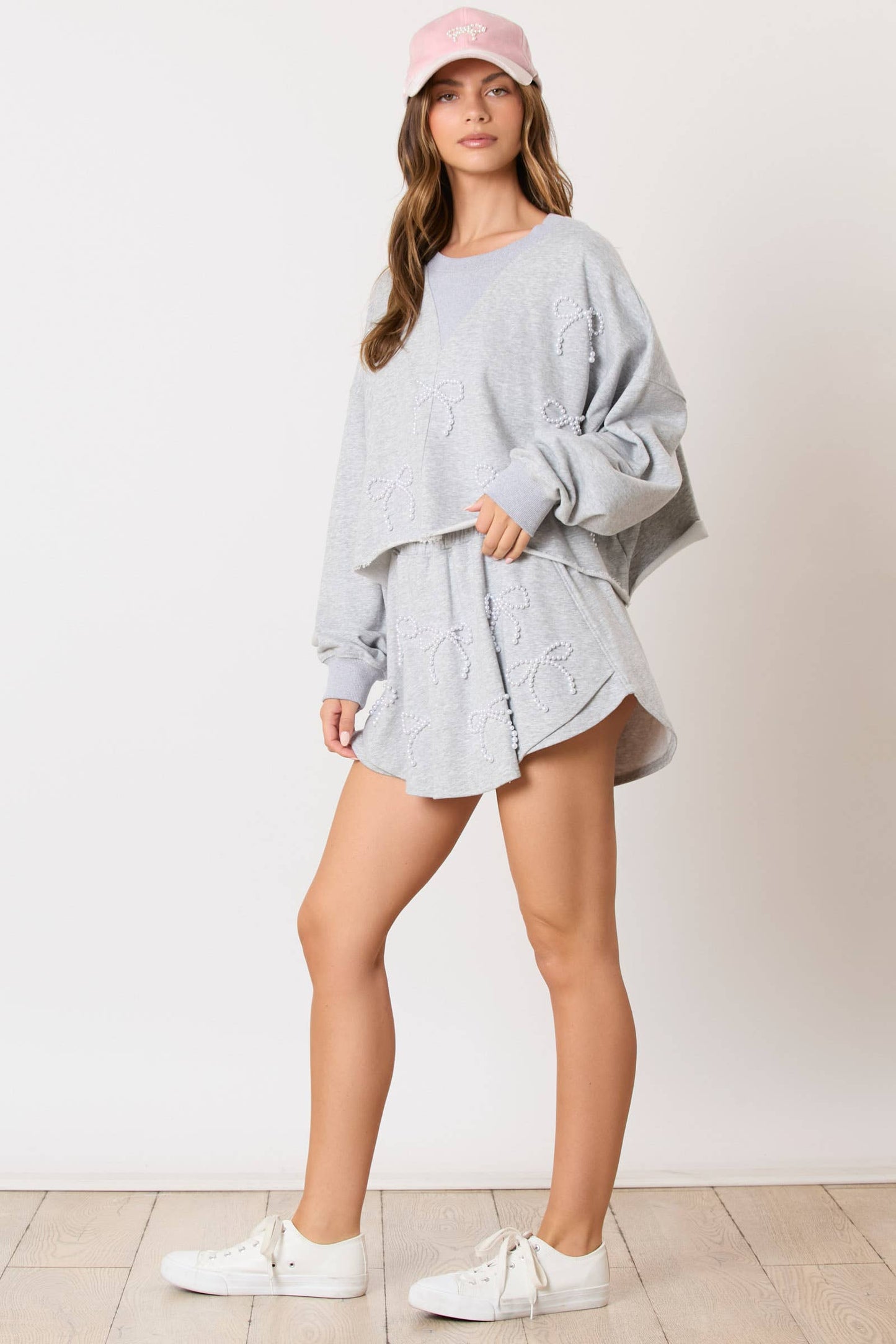 Pearl Bow Sweatshirt