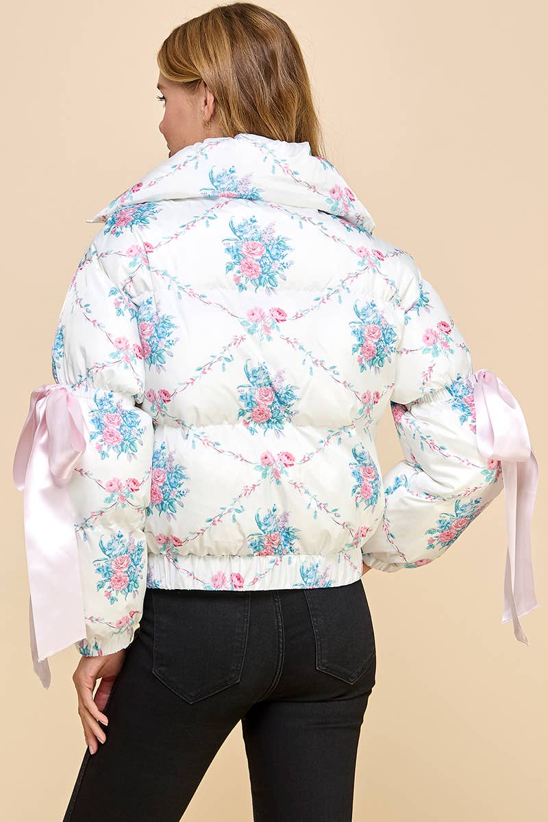 Floral puffer white