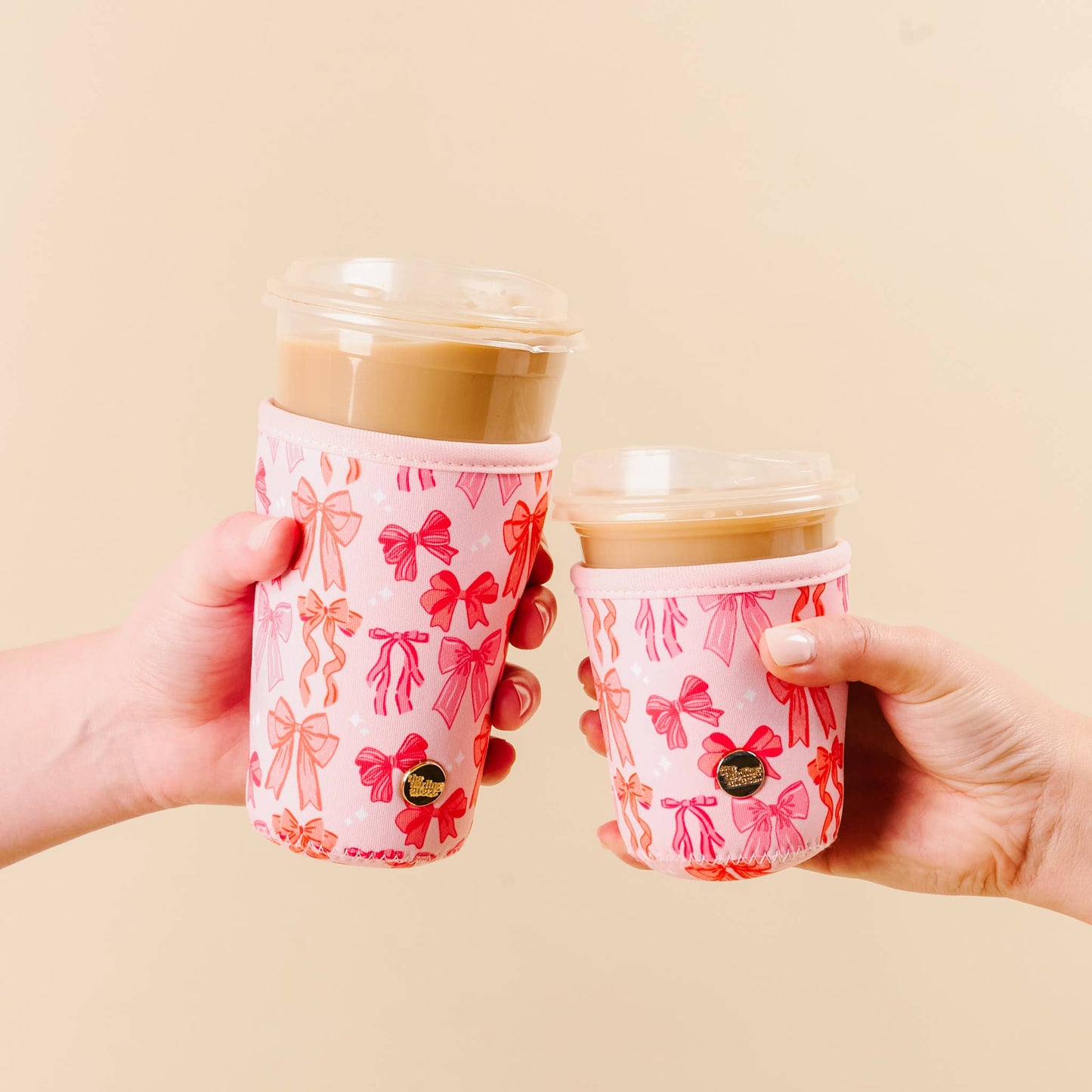 Sip Savvy Drink Sleeve-Blushing Bows Large