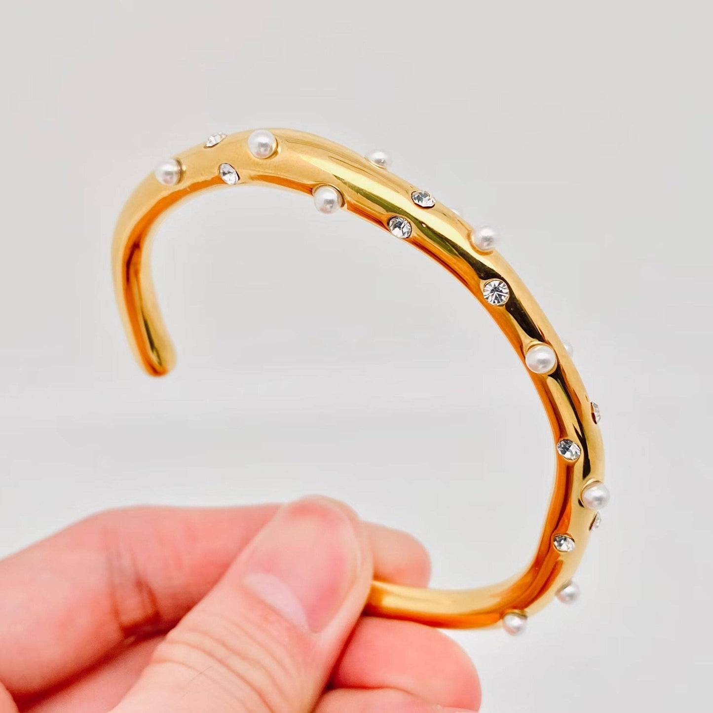 Zircon Pearl 18K Gold Plated Stainless Bangle